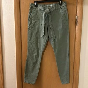 Vineyard Vines Women’s High Waisted Utility Khaki Belted Pants Green Size 4